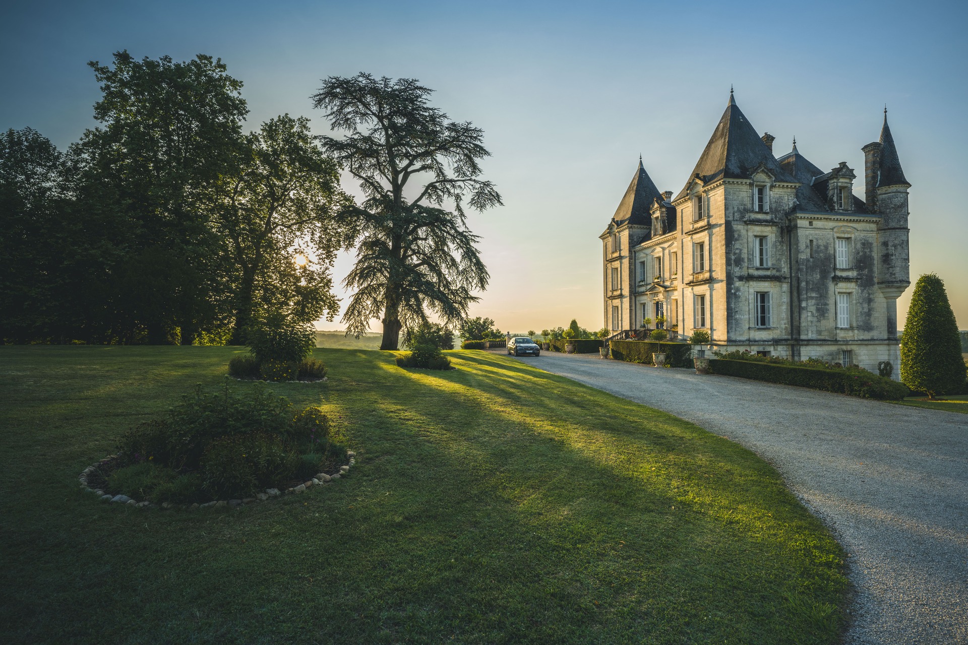 How Much Does It Cost to Rent a Castle