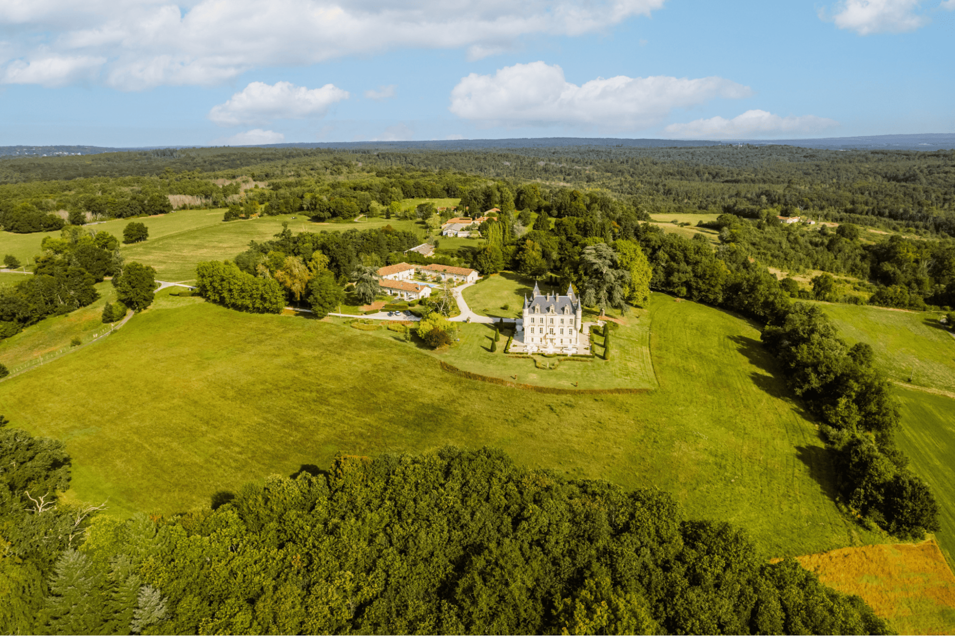 what to do in france. chateau de lasfonds