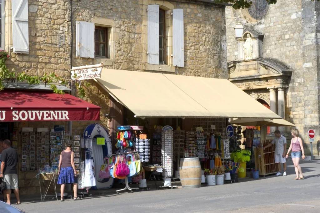 Private Art & Fashion