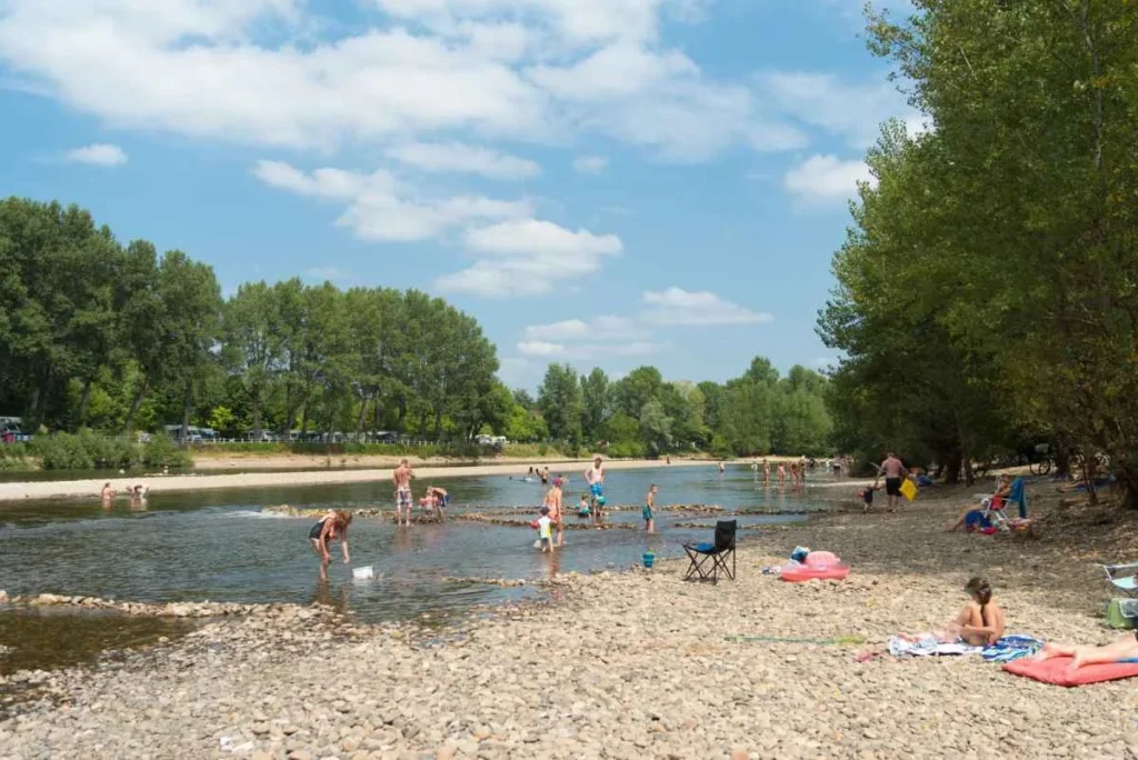 Dordogne river during a hot summer day