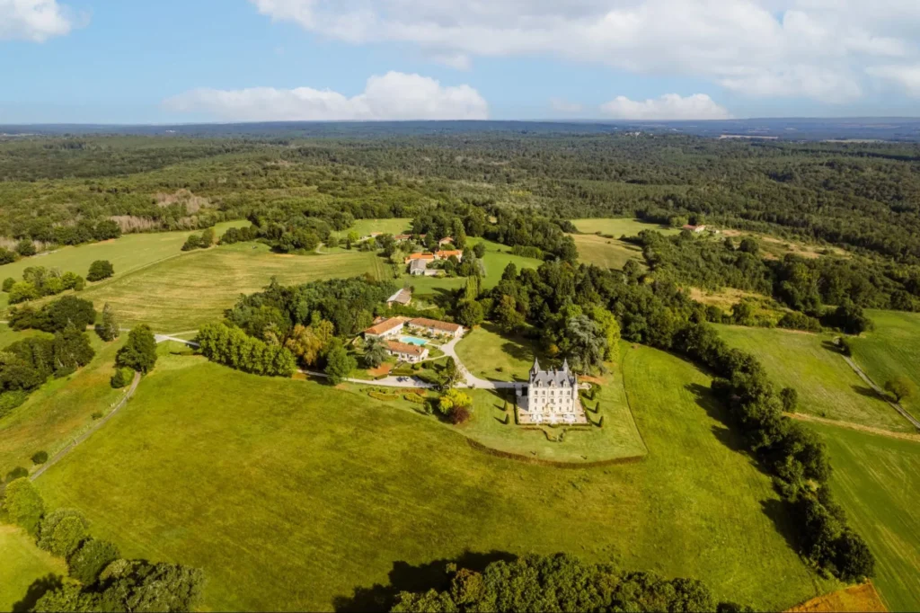 Aerial view of Château de Lasfonds