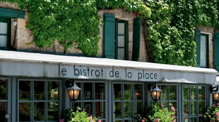 Le Bistrot de la Place restaurant in Trémolat