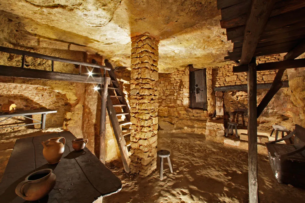 Underground cave dwelling in Belvès